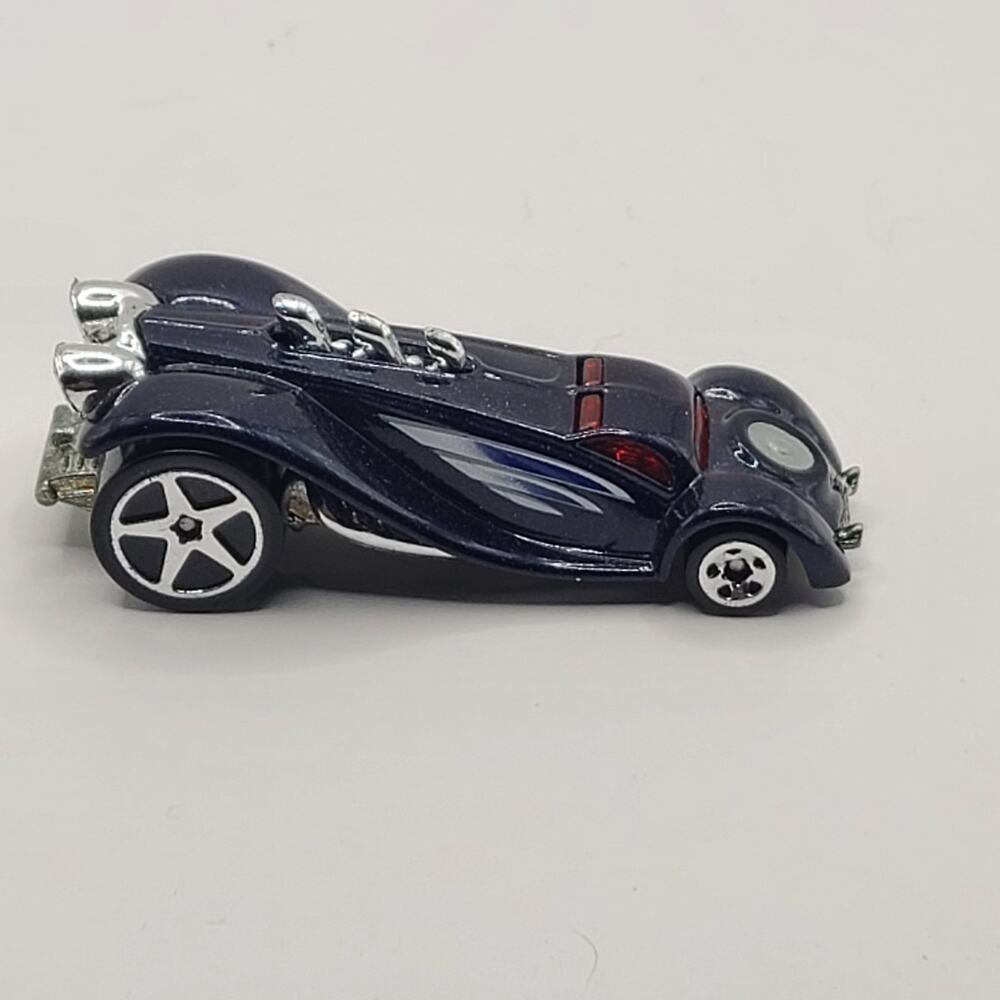 2003 Hot Wheels Car  Grandy Lusion Midnight Blue Flakes Sparkle